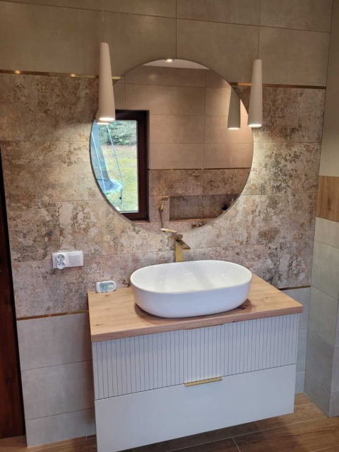 Listwa C jasnozłoty mat 300 cm