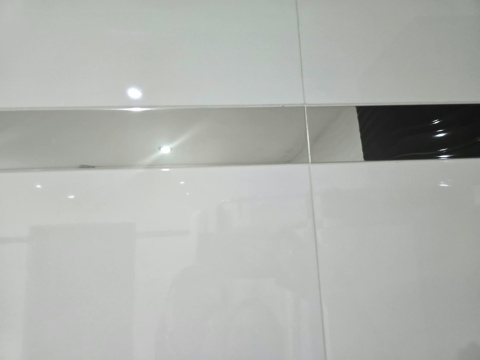 Listwa narożna U srebrne lustro 240 cm