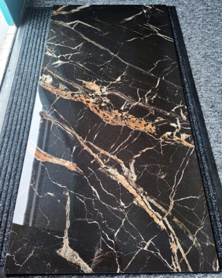 VERSUS GOLD POLER 60x120 G.1
