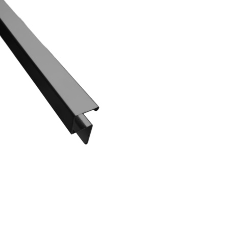 Narożnik Q perforowany czarny poler 240 cm Narożnik Q perforowany czarny poler 240 cm